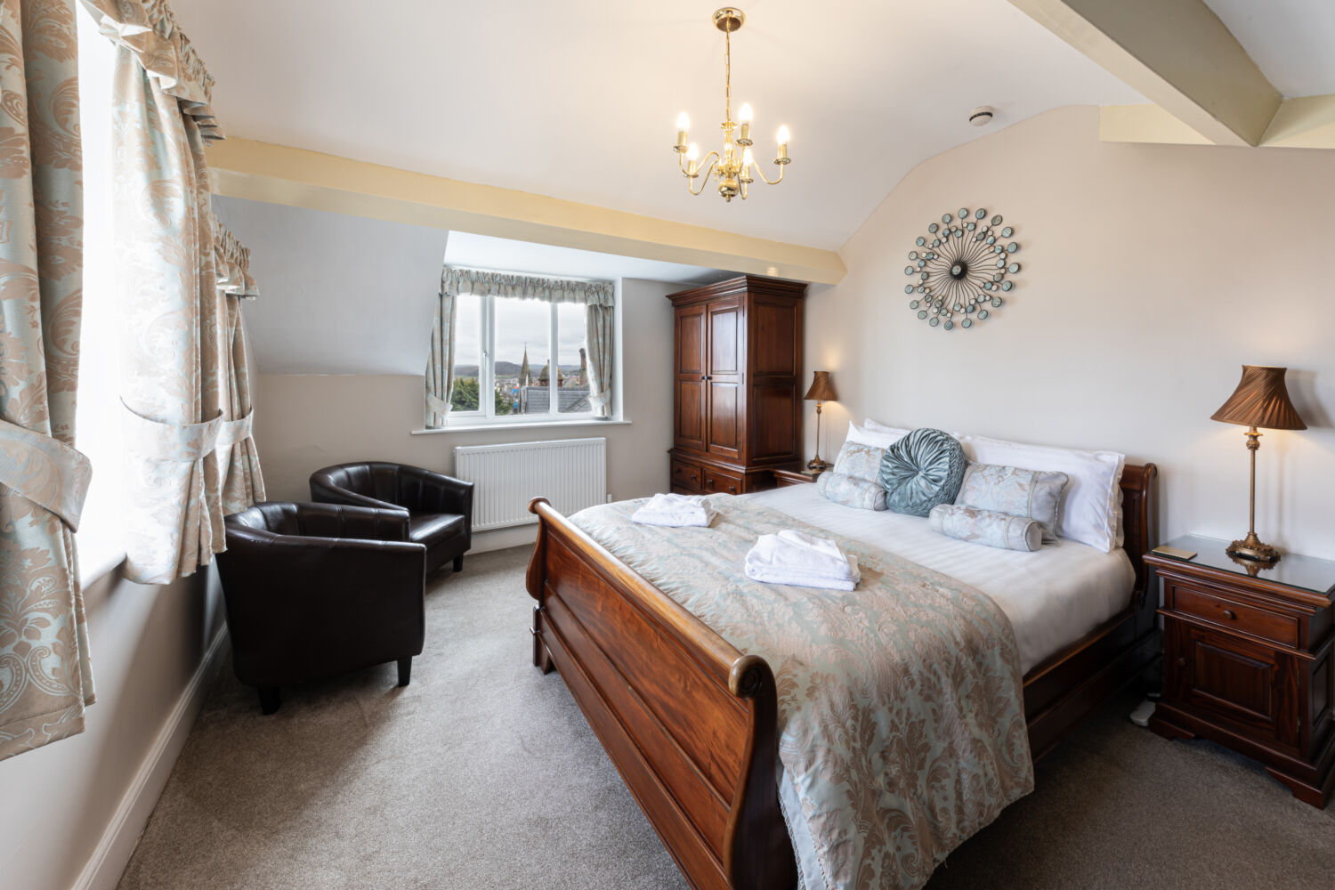 Room 17 - Pic 1